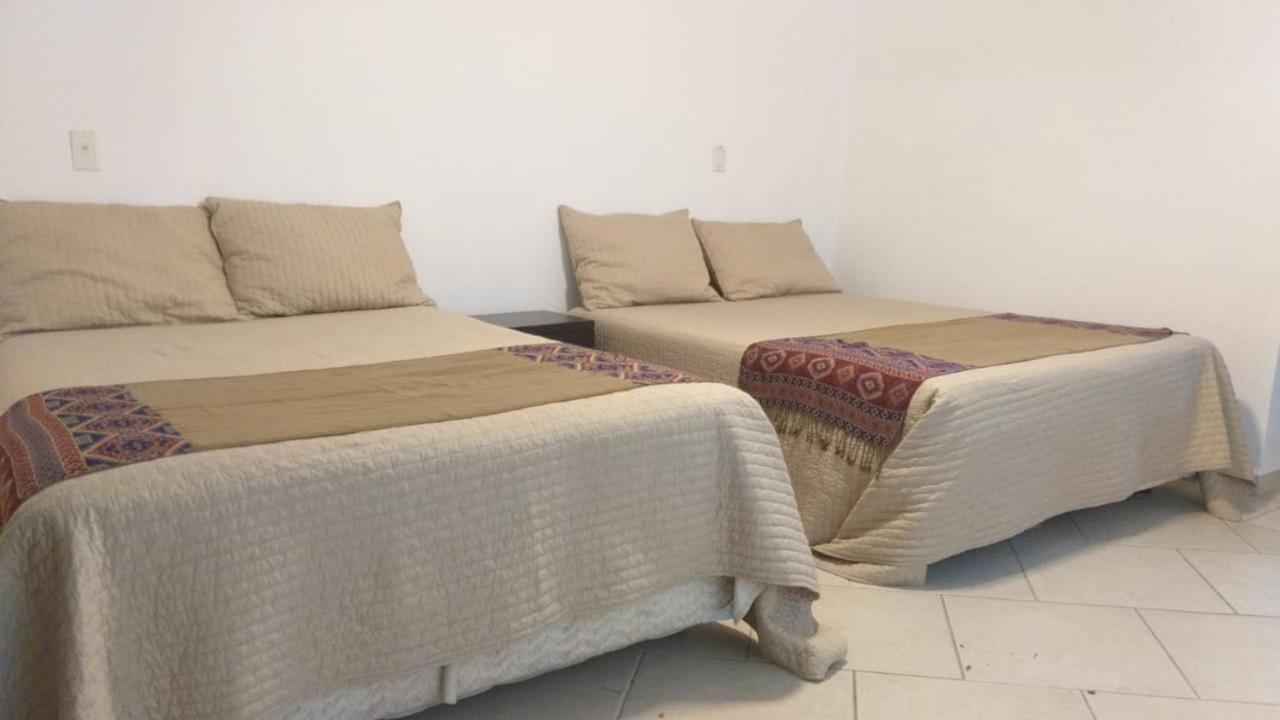 Hotel Palmira Cuernavaca Habitación foto